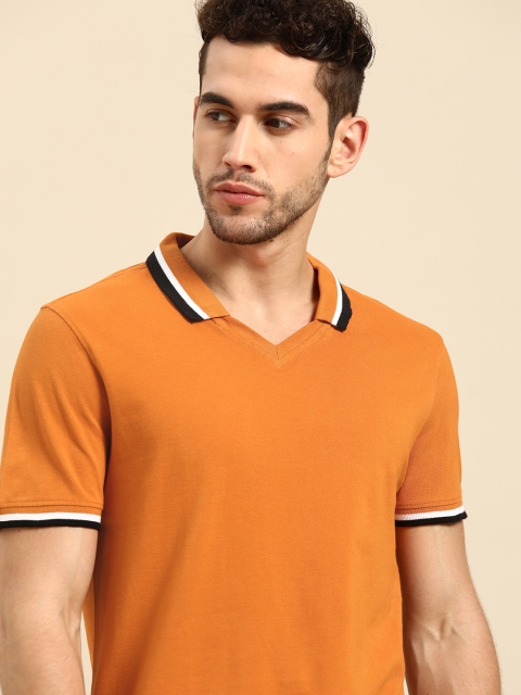 

ether Men Mustard Yellow Solid Pure Cotton Spread Collar Pure Cotton T-shirt