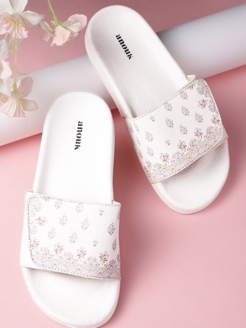 

Anouk Women White & Blue Ethnic Motifs Print Sliders