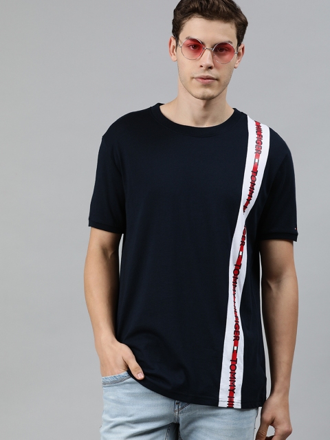 

Tommy Hilfiger Men Navy Blue Placement Printed Round Neck T-shirt