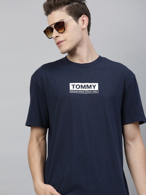 

Tommy Hilfiger Men Navy Blue Printed Round Neck T-shirt