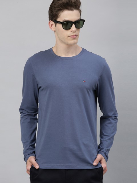 

Tommy Hilfiger Men Blue Solid Round Neck T-shirt