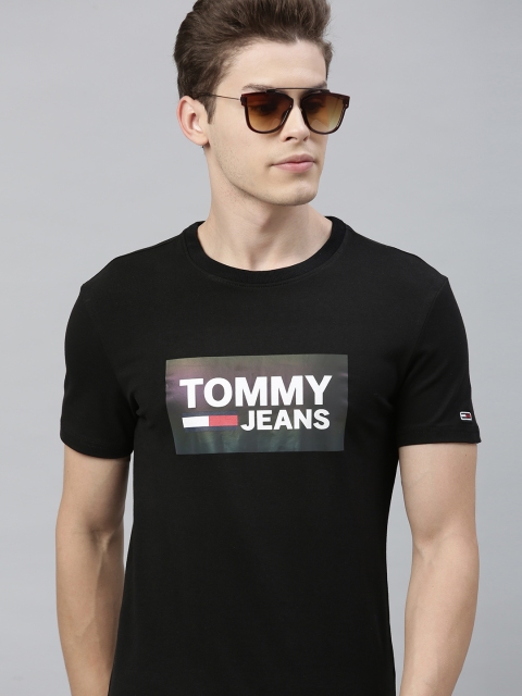 

Tommy Hilfiger Men Black Printed Round Neck T-shirt