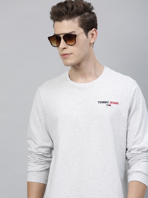 

Tommy Hilfiger Men Grey Melange Solid Round Neck T-shirt