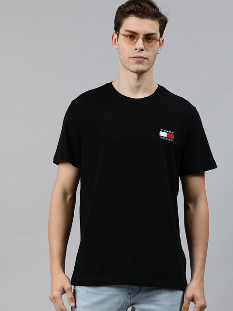 

Tommy Hilfiger Men Black Solid Round Neck T-shirt