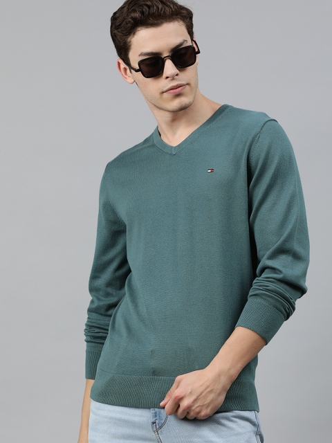 

Tommy Hilfiger Men Blue Solid Pullover Sweater