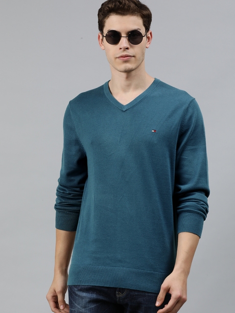 

Tommy Hilfiger Men Blue Solid Pullover Sweater