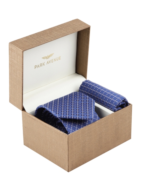 

Park Avenue Men Blue Accessory Gift Set