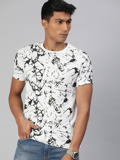 

Urbano Fashion Men White Black Slim Fit Printed Round Neck Pure Cotton T-shirt