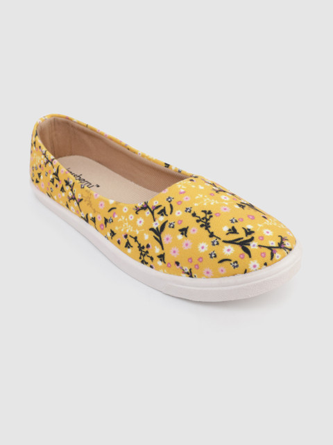 

DressBerry Women Yellow Floral Printed Ballerinas