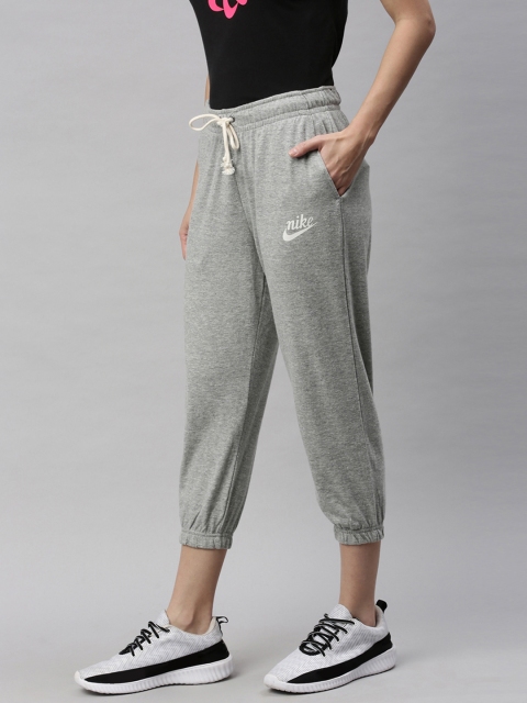 

Nike Women Grey Melange AS W NSW Regular Fit Capris
