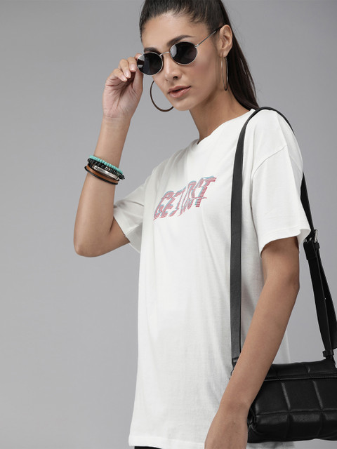 

Roadster Women White Printed Round Neck Longline Pure Cotton T-shirt