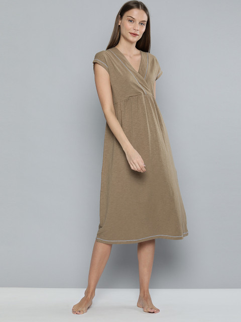 

Chemistry Taupe Solid Nightdress