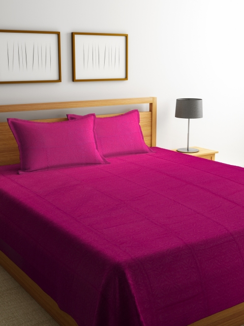 

Portico New York Magenta Cotton Double Bed Cover with 2 Pillow Covers