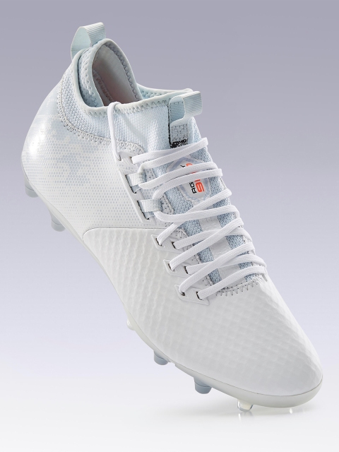 

Kipsta By Decathlon Men White Synthetic Football Shoes