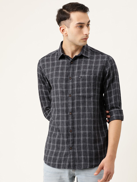 

The Indian Garage Co Men Grey & White Slim Fit Checked Casual Shirt
