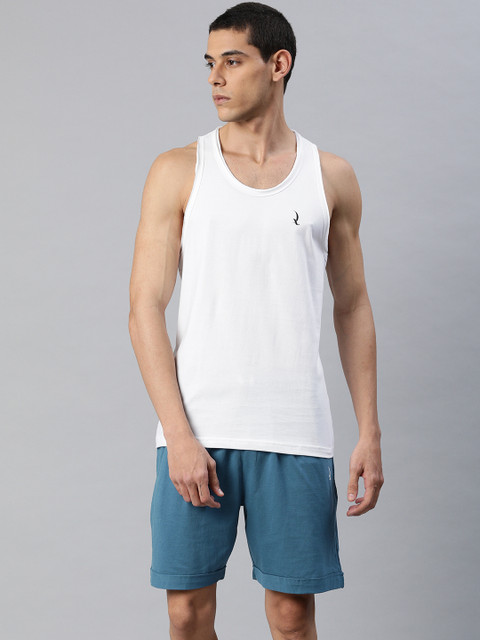 

QUARANTINE Men White & Teal Blue Solid Night suit