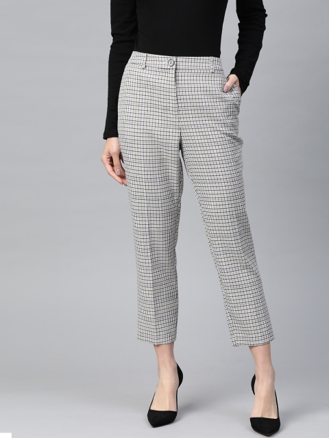 

DOROTHY PERKINS Women Off-White & Black Checked Cropped Formal Trousers