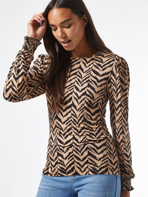 

DOROTHY PERKINS Women Beige & Black Printed Top