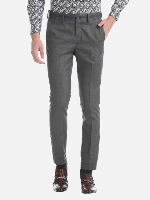 

Excalibur Men Grey Skinny Fit Solid Regular Trousers