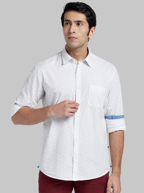 

Parx Men White & Blue Regular Fit Printed Casual Shirt