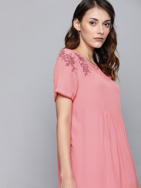 

Chemistry Women Rose Embroidered Tunics