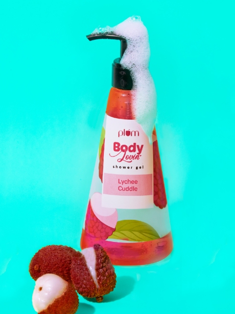 

Plum BodyLovin Lychee Cuddle Shower Gel 240ml, Red