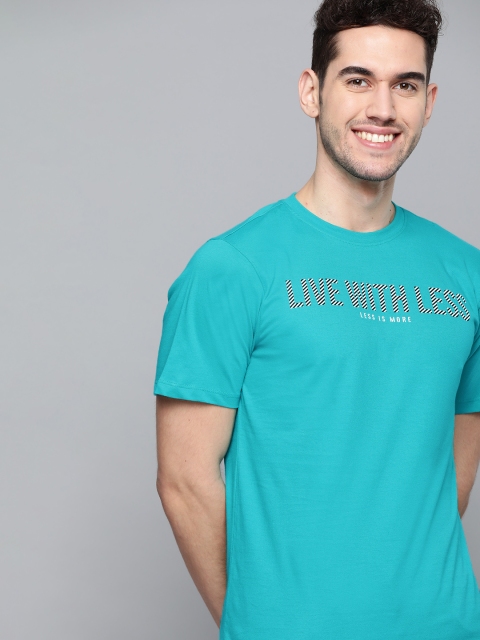 

Mast & Harbour Men Blue Pure Cotton Printed Detail Round Neck T-shirt