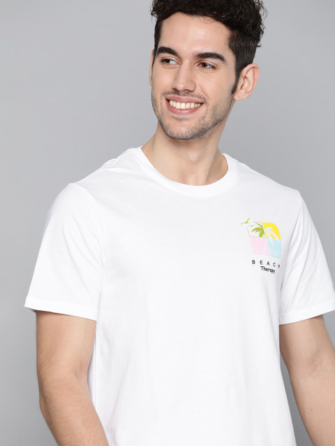 

Mast Harbour Men White Pure Cotton Solid Round Neck Pure Cotton T-shirt