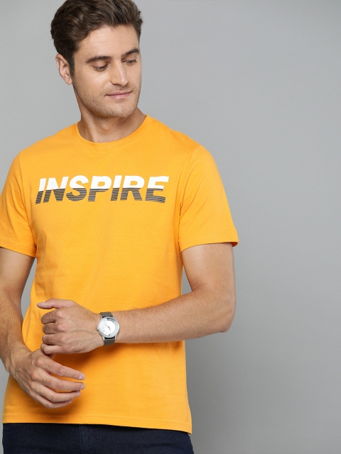 

Mast & Harbour Men Mustard Yellow Printed Round Neck T-shirt