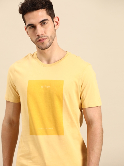 

ether Men Yellow Colourblocked Pure Cotton Round Neck T-shirt