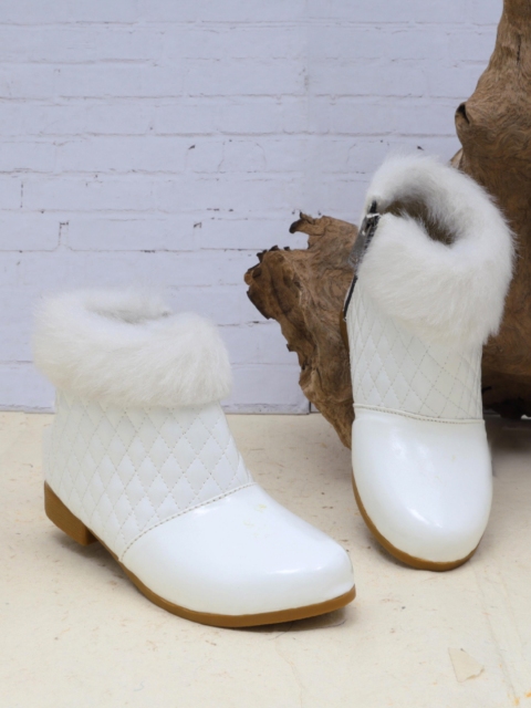 

DChica Girls White Solid Synthetic High-Top Flat Boots