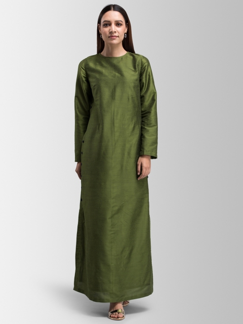 

FableStreet Women Green Solid Maxi Dress