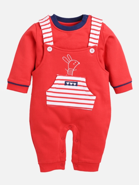 

BABY GO Boys Red Solid Dungarees With T-Shirt
