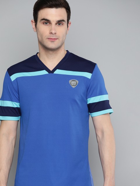 

HRX By Hrithik Roshan Men Blue Colourblock Rapid-Dry Football Tshirt
