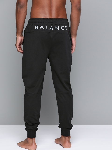 

HRX By Hrithik Roshan Men Anthracite Typographic Organic Cotton Antimicrobial Yoga Joggers, Black