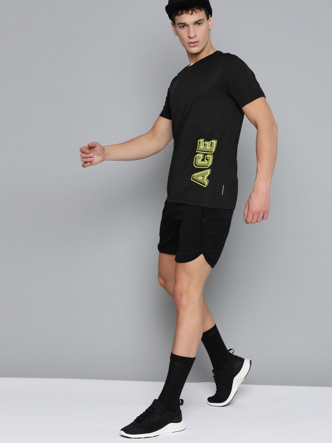 

HRX By Hrithik Roshan Men Jet Black Typographic Rapid-Dry Antimicrobial Anti-Static Racketsport Tshirt