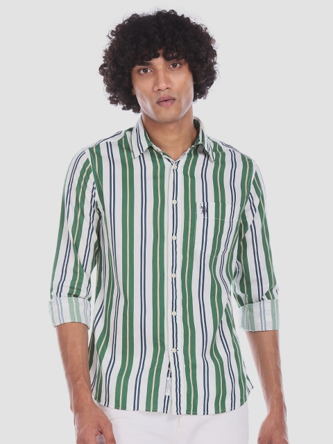 

U.S. Polo Assn. Men White & Green Tailored Fit Striped Casual Shirt