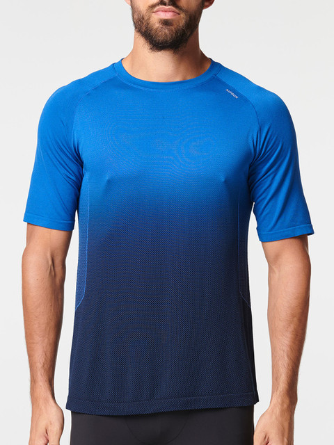 

KIPRUN By Decathlon Men Blue Colourblocked Round Neck T-shirt