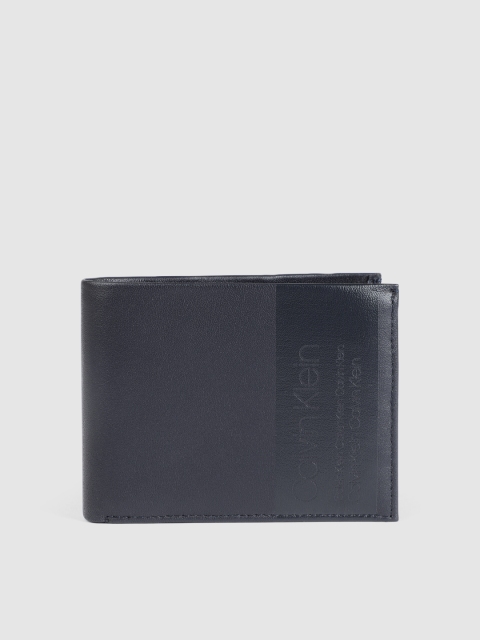 

Calvin Klein Men Black Printed Leather Two Fold Wallet