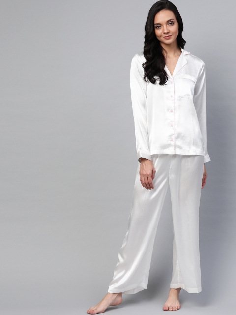 

SASSAFRAS Women Off-White Solid Night suit