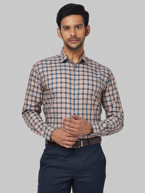 

Park Avenue Men Beige & Blue Regular Fit Checked Formal Shirt