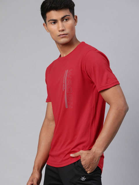 

WROGN ACTIVE Men Red Solid Round Neck T-shirt with Placement Printed Detail