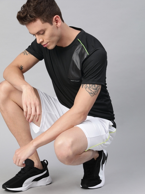 

WROGN ACTIVE Men Black Printed Round Neck T-shirt