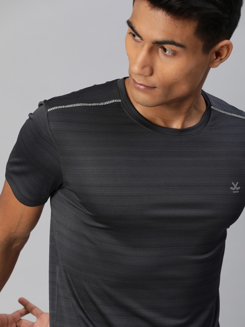 

WROGN ACTIVE Men Grey Printed Round Neck T-shirt