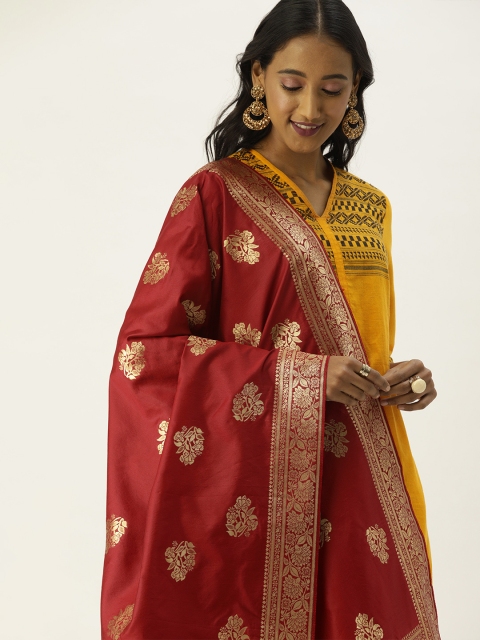 

VASTRANAND Rust Red & Gold-Toned Woven Design Dupatta