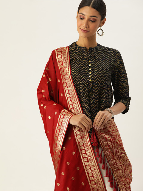 

VASTRANAND Red & Gold-Coloured Woven Design Dupatta