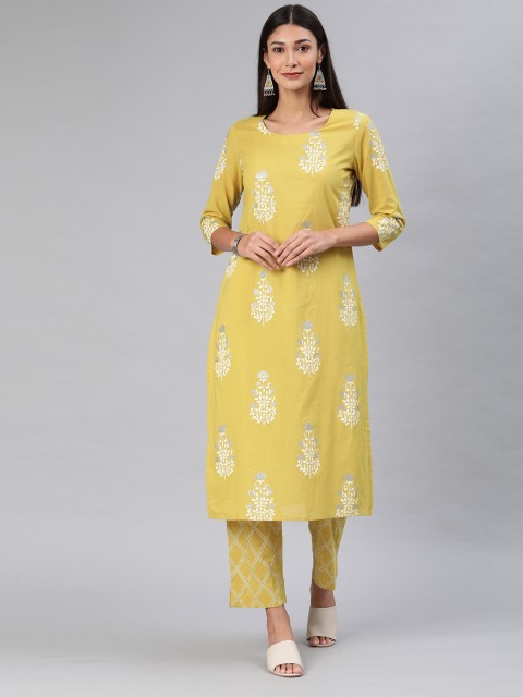 

AHIKA Women Yellow & White Printed Kurta with Pyjamas