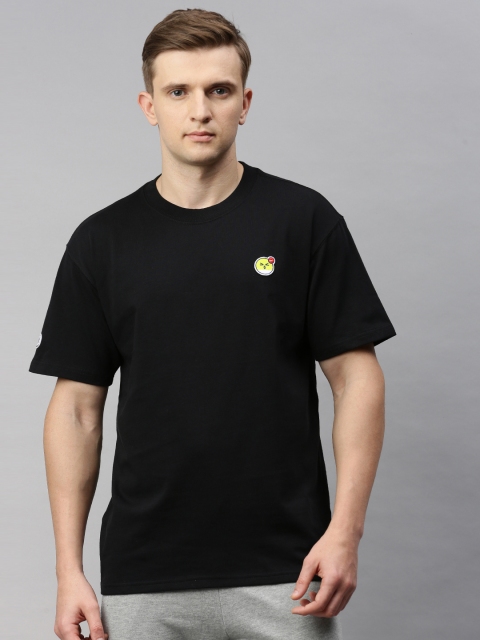 

Nike Men Black Solid 90 ICONS Round Neck T-shirt