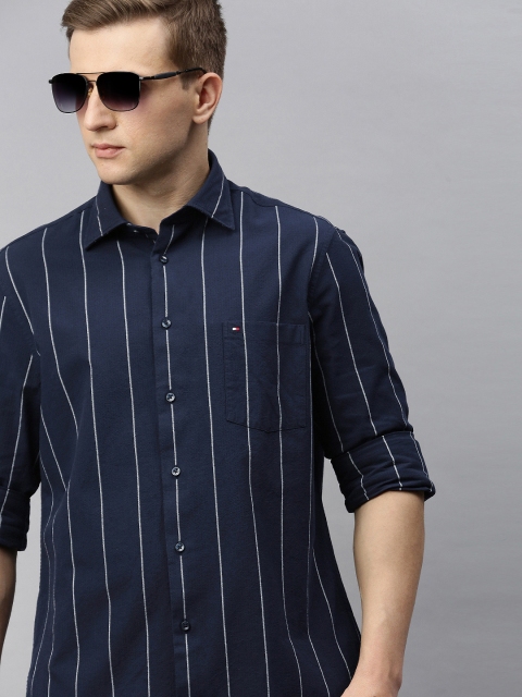 

Tommy Hilfiger Men Navy Blue & White Regular Fit Striped Casual Shirt