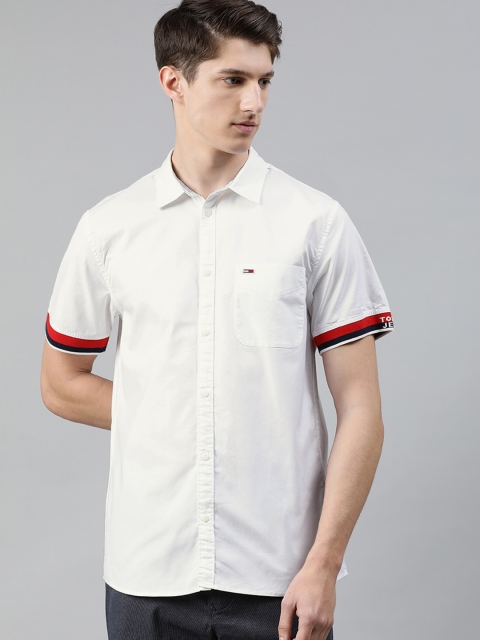 

Tommy Hilfiger Men White Regular Fit Solid Casual Shirt